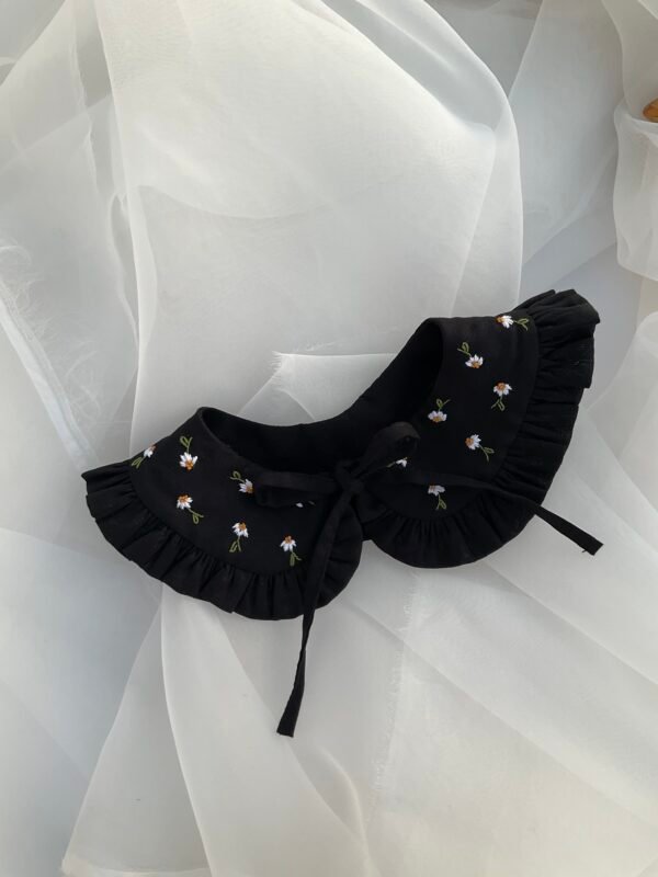 Midnight Daisy - Image 4