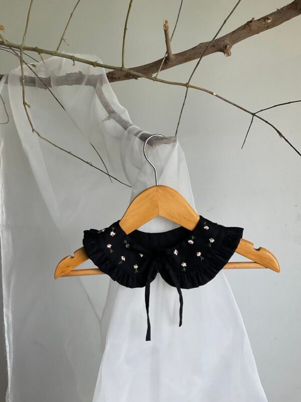 Midnight Daisy - Image 2
